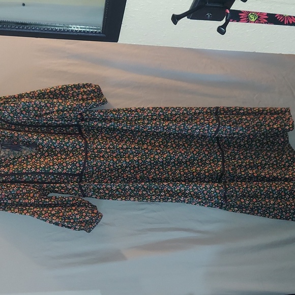 Old Navy Dresses & Skirts - Old Navy Floral Dress Long Sleeve Size Large